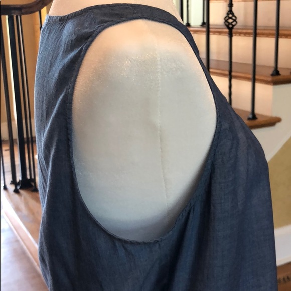 Cabi Chambray Denim Sleeveless Blouse - Picture 3 of 6